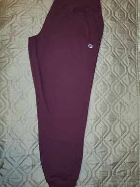 Champion Size XL Burgundy Jogger Sweatpants